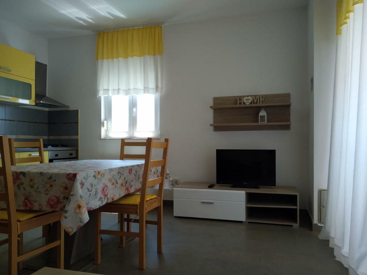 Apartments Palit 拉布 外观 照片